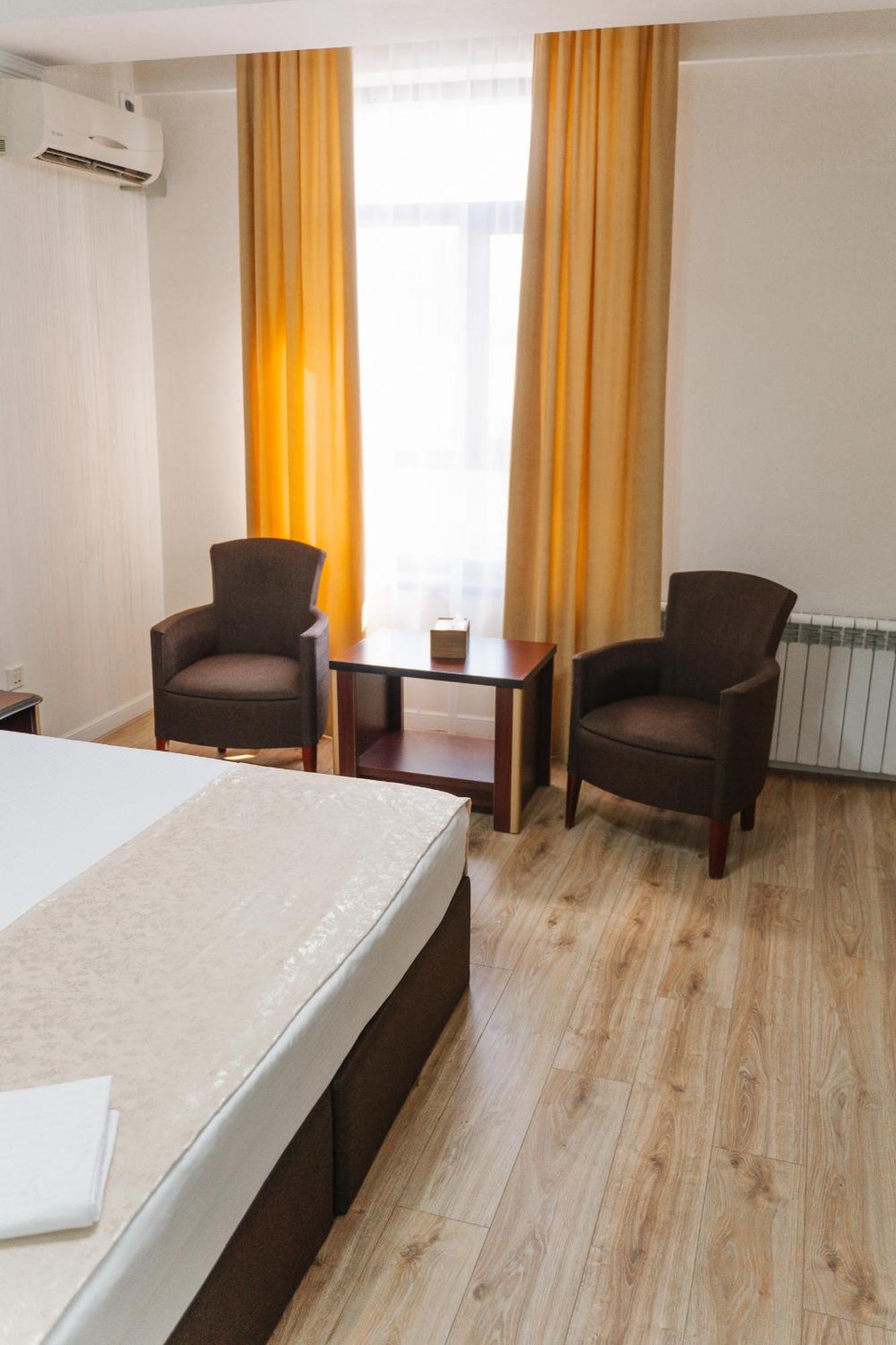 Hotel Bellagio Çimkent Dış mekan fotoğraf