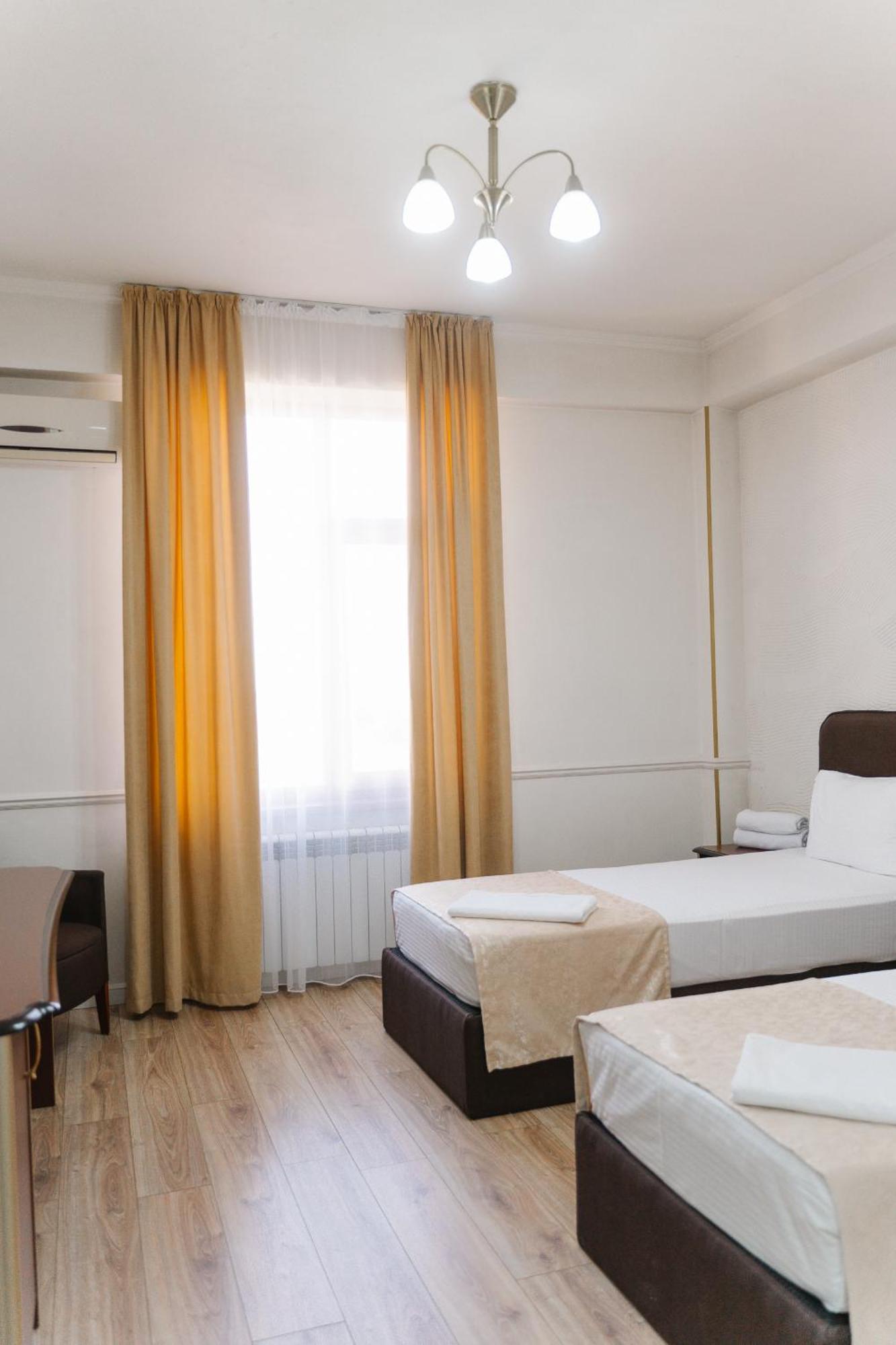 Hotel Bellagio Çimkent Dış mekan fotoğraf